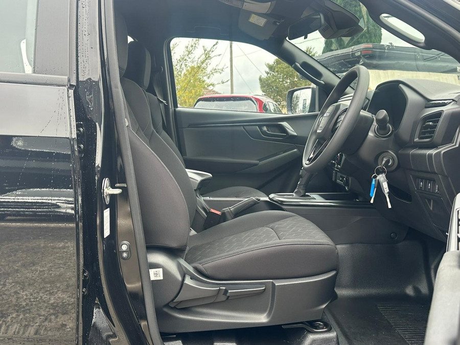 2026 MY25.5 Isuzu D-MAX RG X-RIDER Ute Image 5
