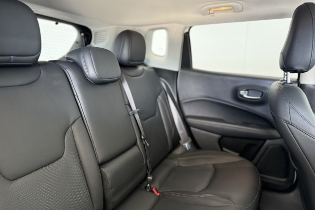 2020 Jeep Compass M6 Limited SUV Image 11