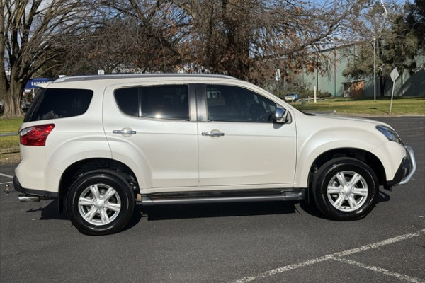2016 MY15.5 Isuzu MU-X LS-T SUV Image 2