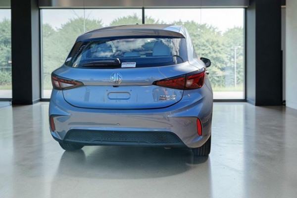 2025 MY25.5 MG MG3 ZP22 Essence Hybrid+ Hatch Image 5