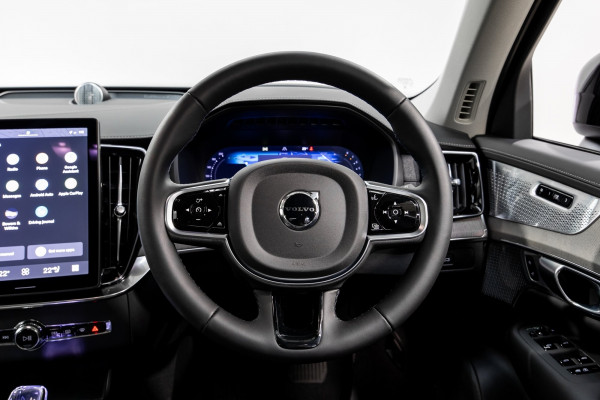 2026 Volvo XC90 L Series Ultra B5 Bright SUV Image 17