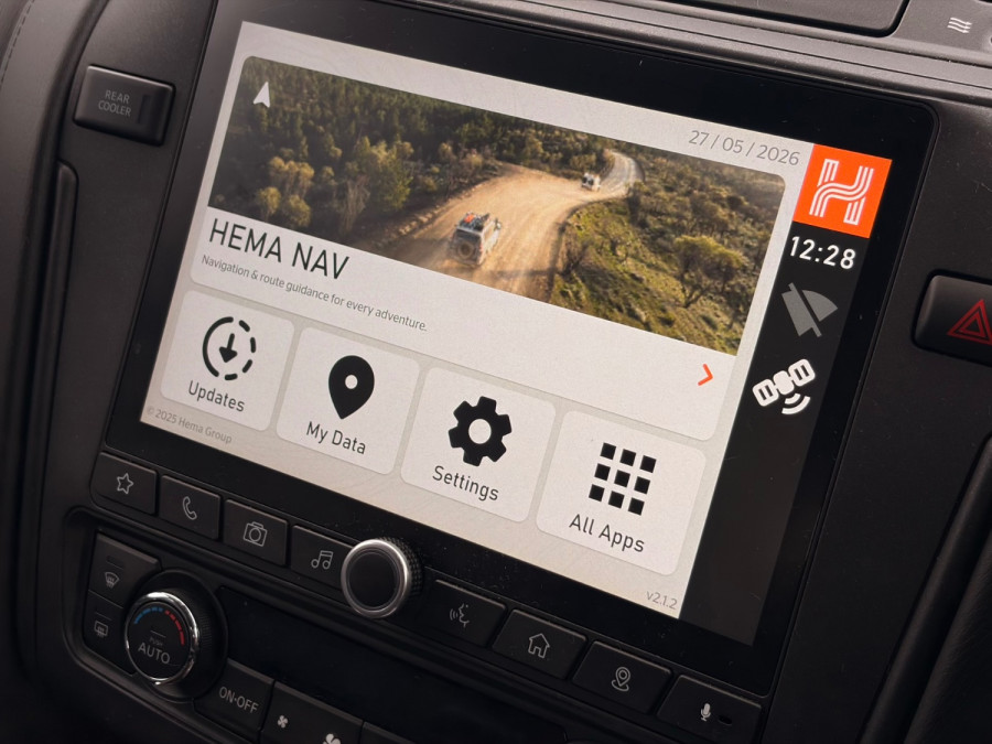 2024 Nissan Patrol Y62 Ti SUV Image 12