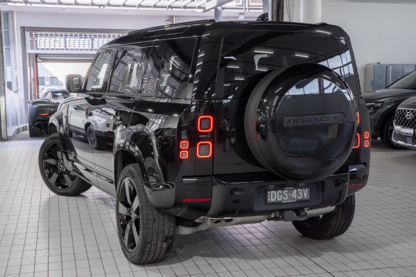 2026 Land Rover Defender L663 110 D350 X-Dynamic SE SUV