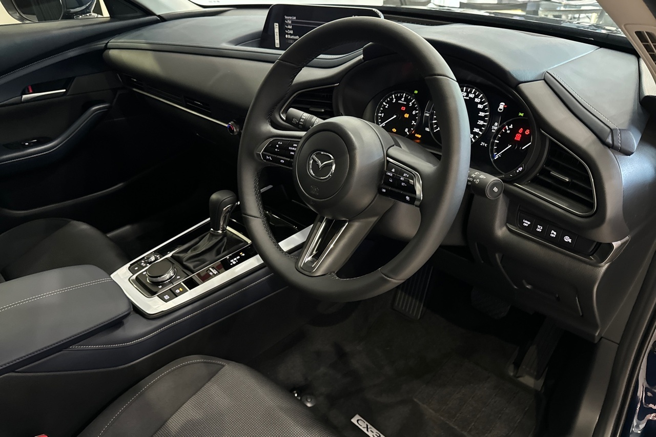 2025 Mazda CX-30 DM2W7A G20 Pure SUV Image 12