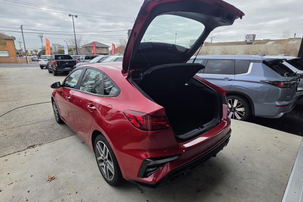 2020 MY1  Kia Cerato BD Sport+ Hatch Image 10
