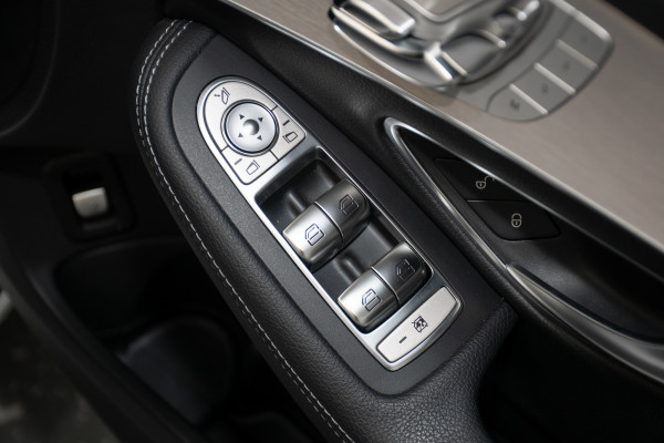 2019 Mercedes-Benz C-Class C300 Sedan Image 13