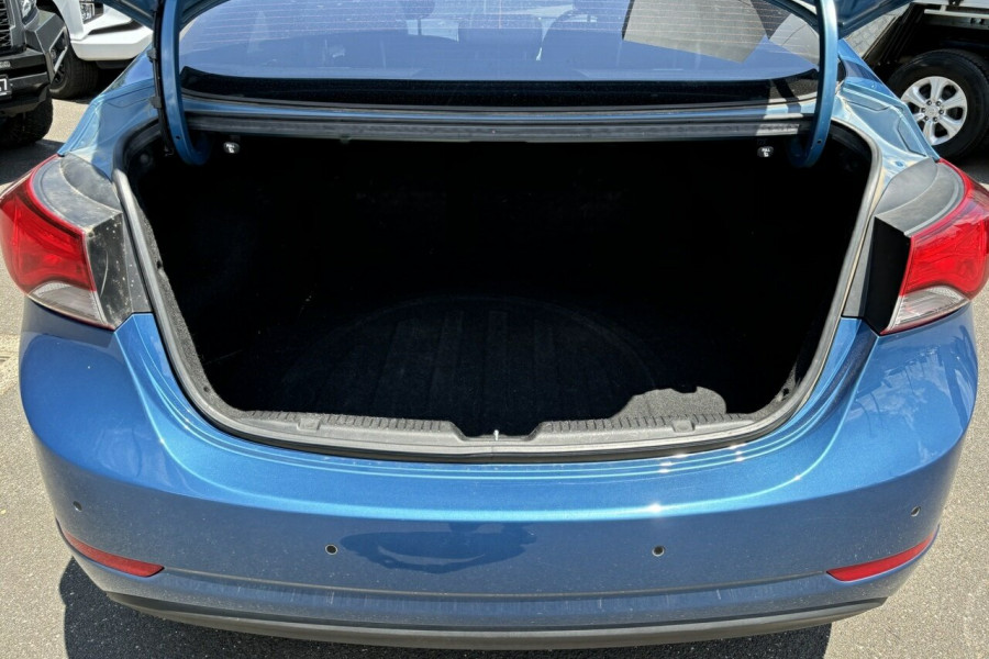 2013 Hyundai Elantra MD2 Elite Sedan Image 10