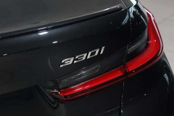 2025 BMW 3 Series G20 LCI II 330i M Sport Sedan image 4