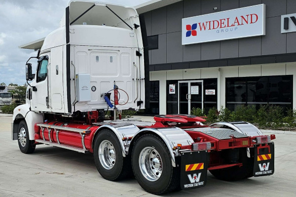 2024 Western Star 48x Cab Chassis Image 5