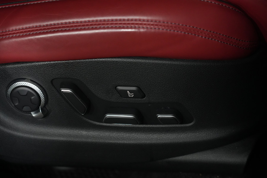 2023 Genesis GV70 2.5t Awd SUV Image 31