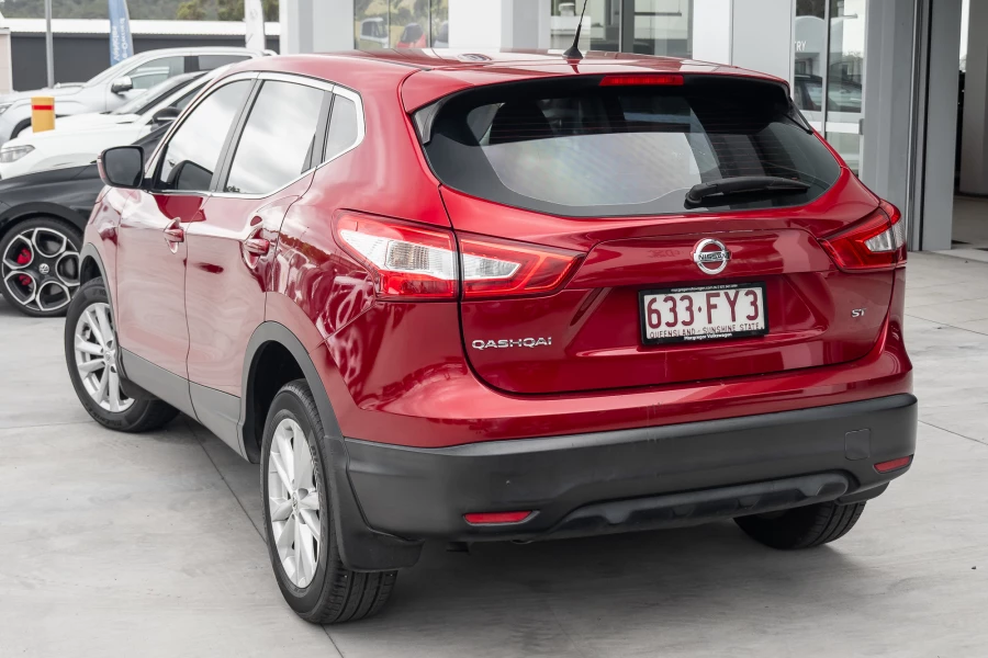 2015 Nissan QASHQAI J11 ST SUV Image 2