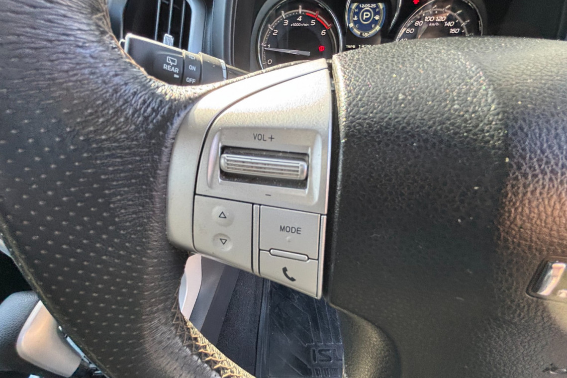 2019 Isuzu MU-X LS-U SUV Image 25