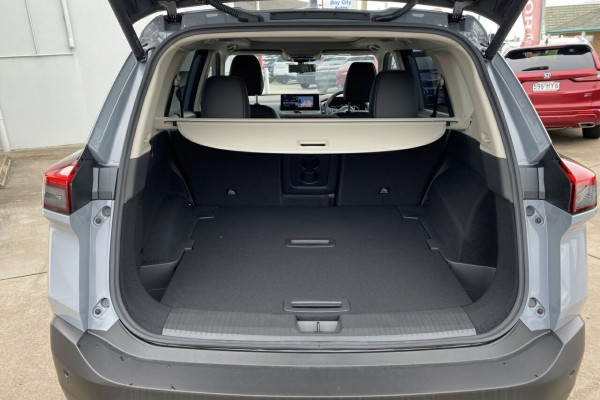 2024 MY25 Nissan X-Trail T33 Ti-L SUV Image 5
