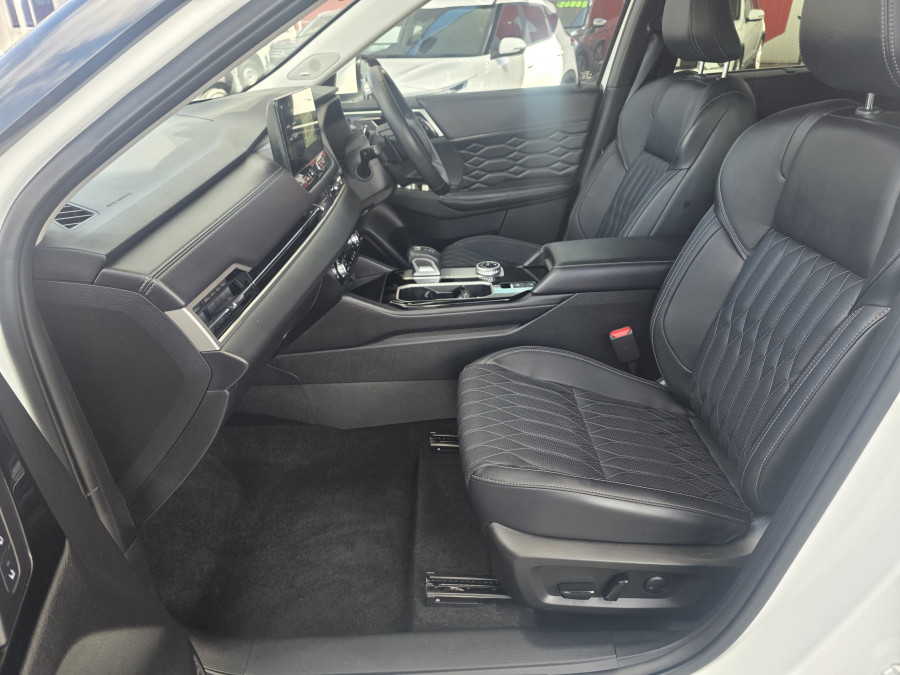 2025 Mitsubishi Outlander ZM Exceed SUV Image 9