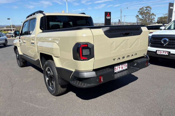 2025 MY26 Kia Tasman TK X-Line Ute Image 16
