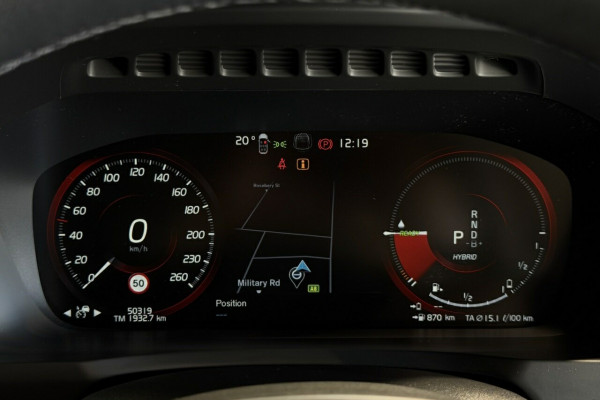 2022 Volvo XC90 L Series Recharge Plug-In Hybrid SUV Image 12