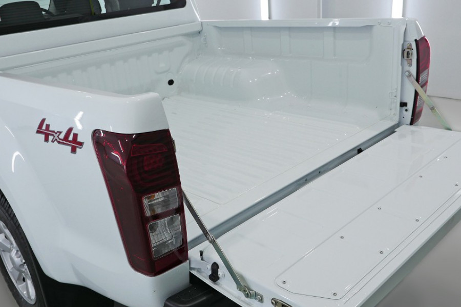 2019 Isuzu UTE D-MAX LS-M Crew Cab Ute 4x4 Utility Image 16