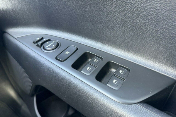 2020 MY21 Kia Rio YB Sport Hatch Image 18
