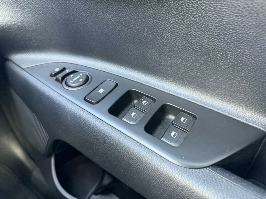 2020 MY21 Kia Rio YB Sport Hatch Image 18