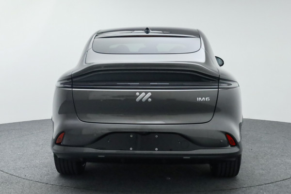 2026 MG IM6 Performance Sedan Image 8