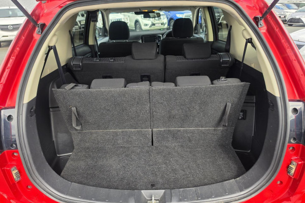 2018 MY18.5 Mitsubishi Outlander ZL LS SUV Image 14