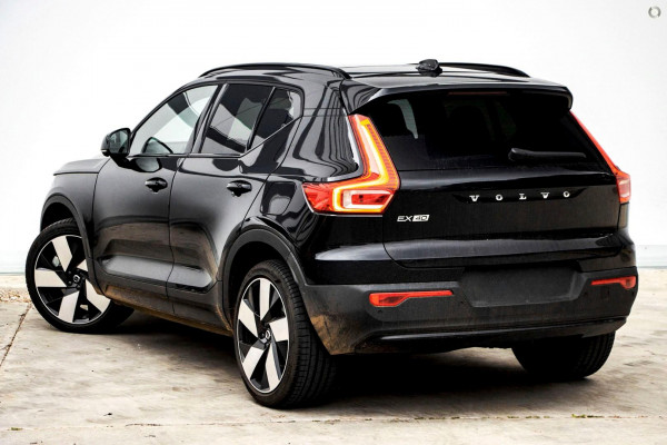 2026 Volvo EX40  Ultra Single Motor Extended Range SUV Image 2