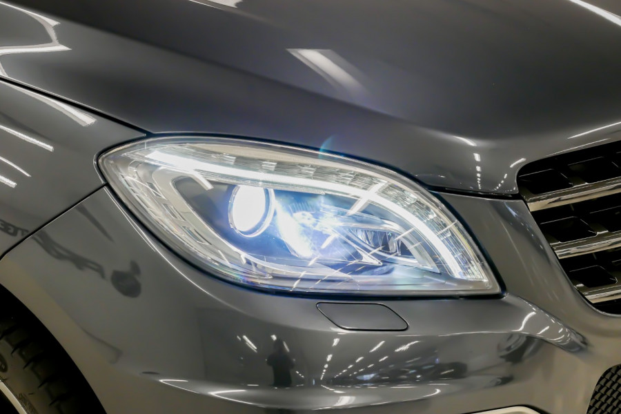 2012 Mercedes-Benz M-Class W166 ML63 AMG SUV Image 11