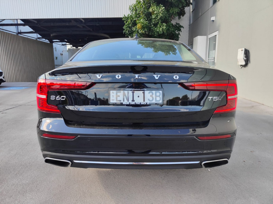 2021 Volvo S60 Z Series T5 Inscription Sedan Image 8