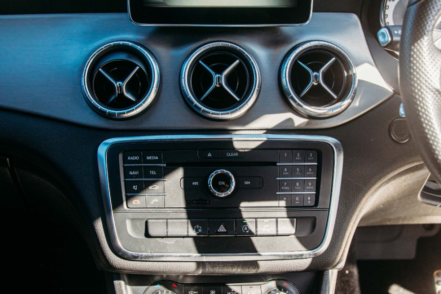 2015 MY15.55 Mercedes-Benz A-Class A200 Coupe Image 30