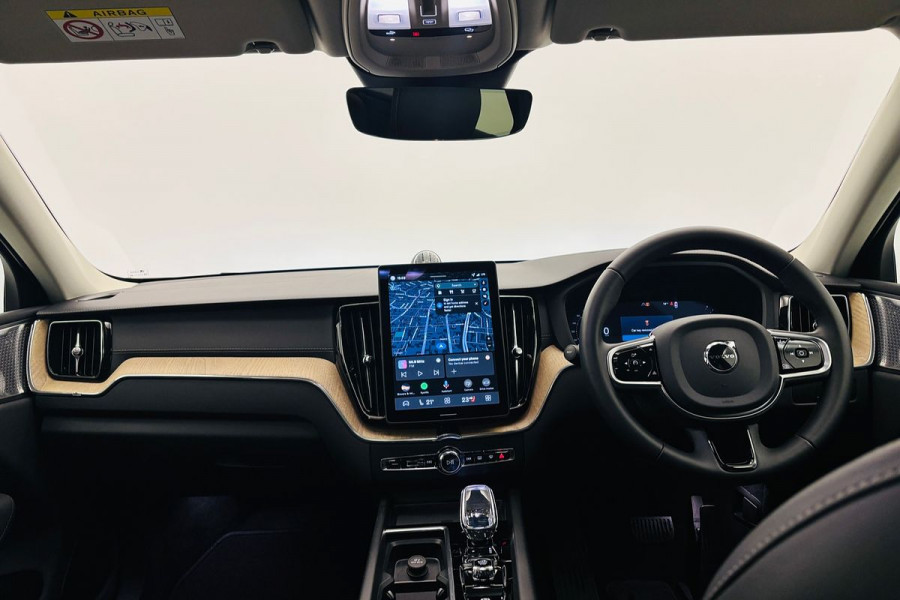 2025 MY26 Volvo XC60 UZ Ultra B5 Dark SUV Image 9