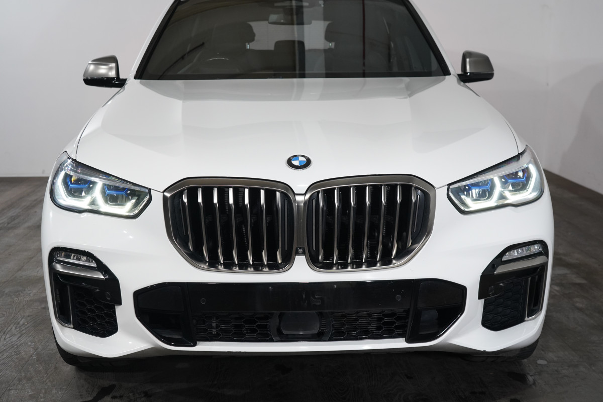 2019 BMW X5 M50d SUV Image 3
