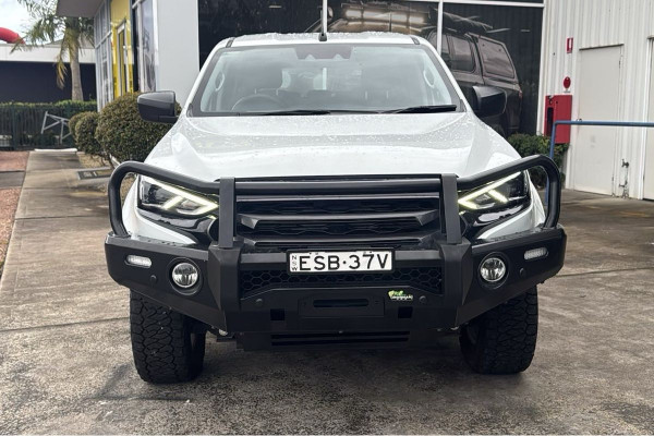 2022 Isuzu MU-X RJ LS-M SUV Image 13