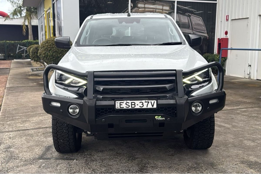 2022 Isuzu MU-X RJ LS-M SUV Image 13