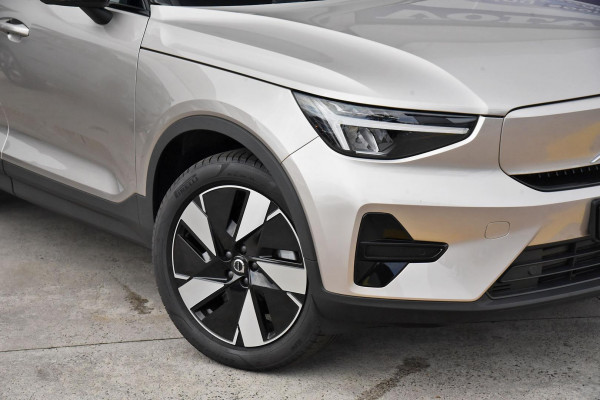 2023 MY24 Volvo XC40  Recharge Pure Electric SUV Image 2