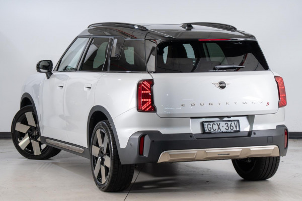 2026 MY25 MINI Countryman U25 S Favoured SUV image 4