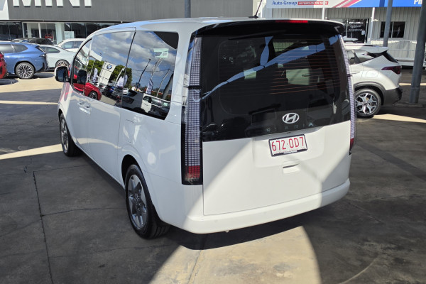2025 MY26 Hyundai Staria US4.V3 SUV Image 5