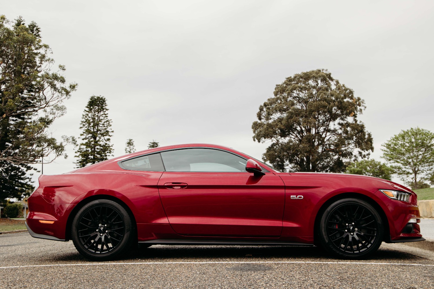 2017 Ford Mustang GT Coupe Image 18