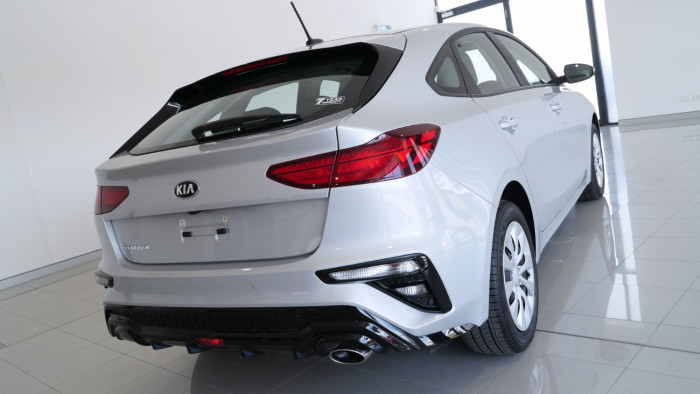 2020 MY1  Kia Cerato BD S with Safety Pack Hatchback Image 30