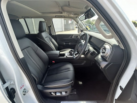 2025 GWM Tank 300 P01 Ultra SUV image 15