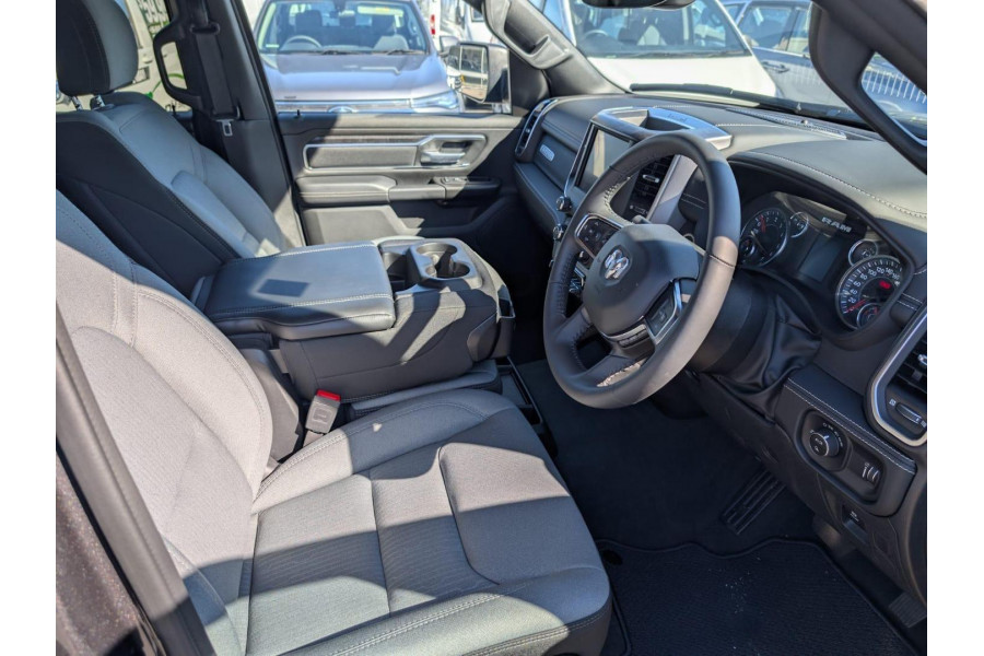 2023 Ram 1500 DT Big Horn Crew Cab Image 20