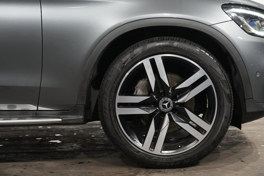 2020 Mercedes-Benz GLC-Class GLC300 SUV Image 3