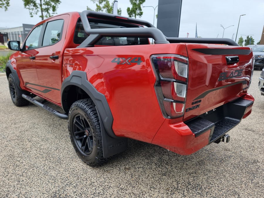 2026 Isuzu D-MAX RG BLADE Ute Image 5