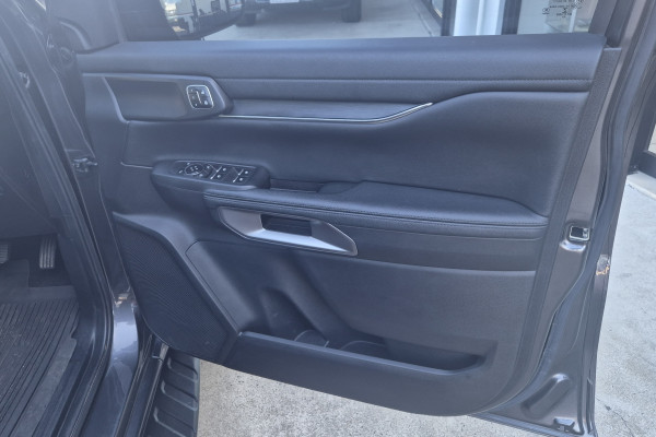 2023 MY22 Ford Everest UB Sport SUV Image 9