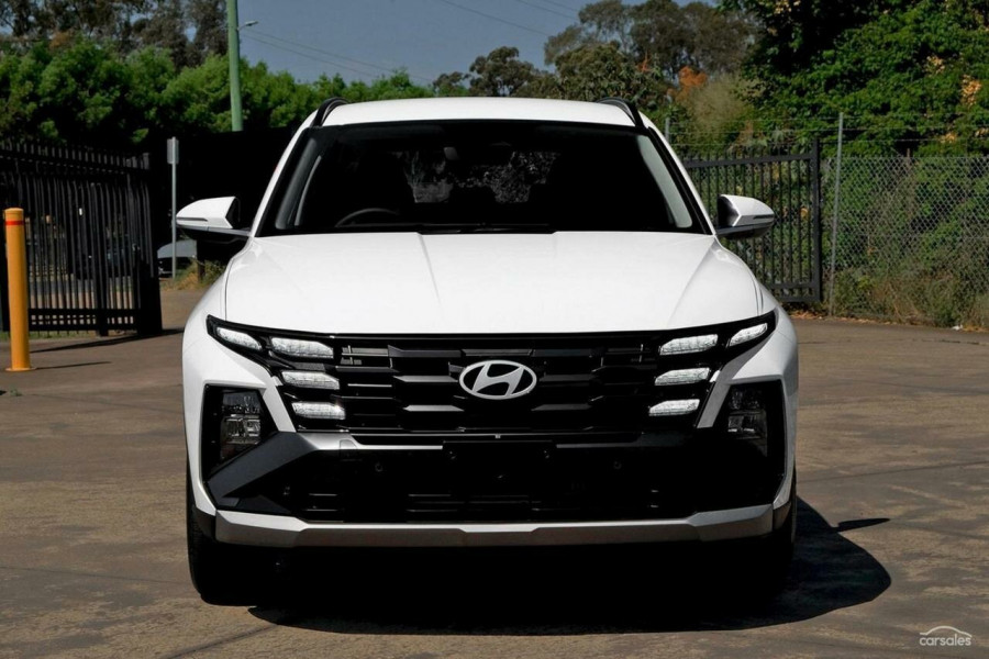 2026 Hyundai Tucson NX4.V4 Hybrid SUV Image 2
