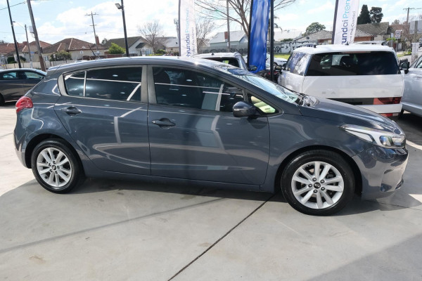 2016 MY17 Kia Cerato YD S Premium Hatch Image 5