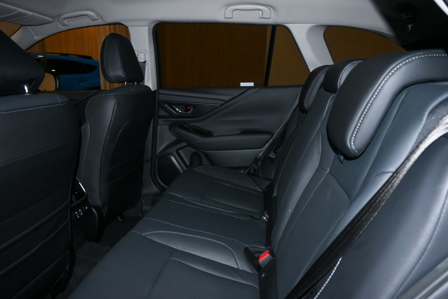 2025 Subaru Outback 6GEN AWD Premium Special Edition SUV Image 9