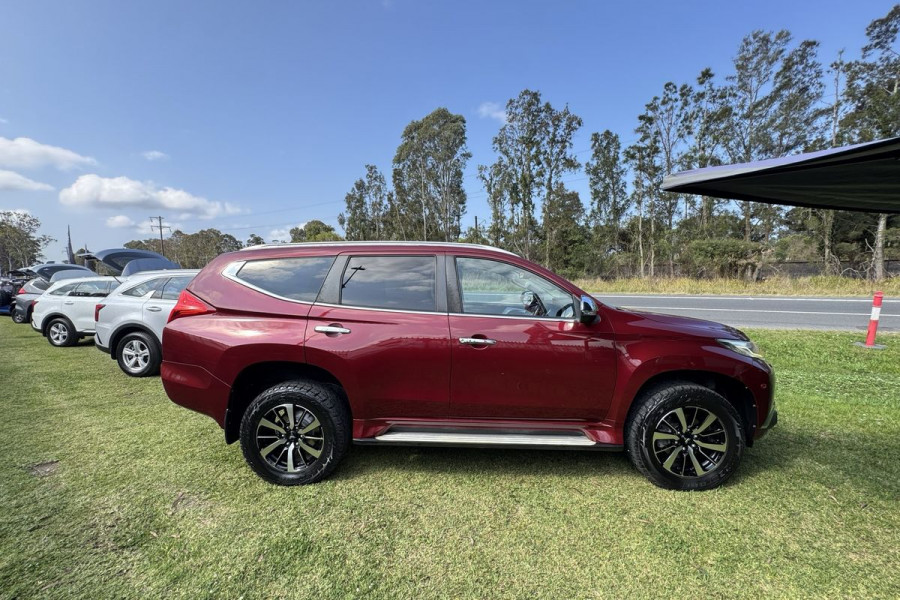 2017 Mitsubishi Pajero Sport QE Exceed SUV Image 23