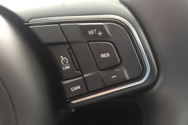 2017 Jaguar F-pace X761  30d 30d - Portfolio Suv