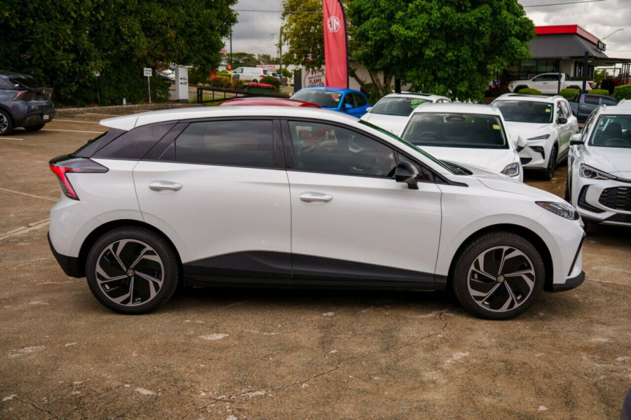 2026 MG MG4 AH4E Essence 64 Hatch Image 4