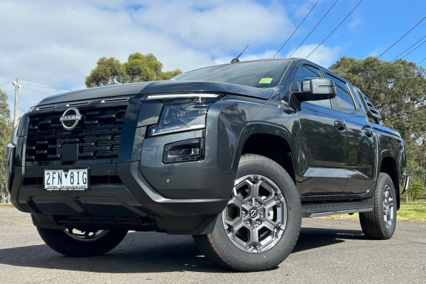 2026 Nissan Navara D27 ST-X Ute Image 2